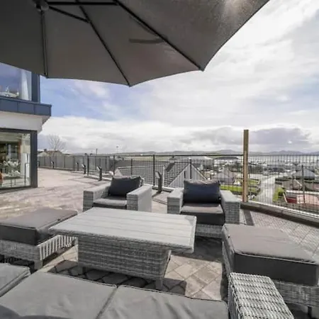 The View At Bayview * Downings