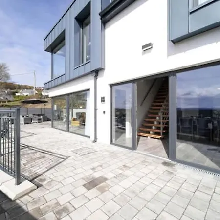 The View At Bayview 度假居