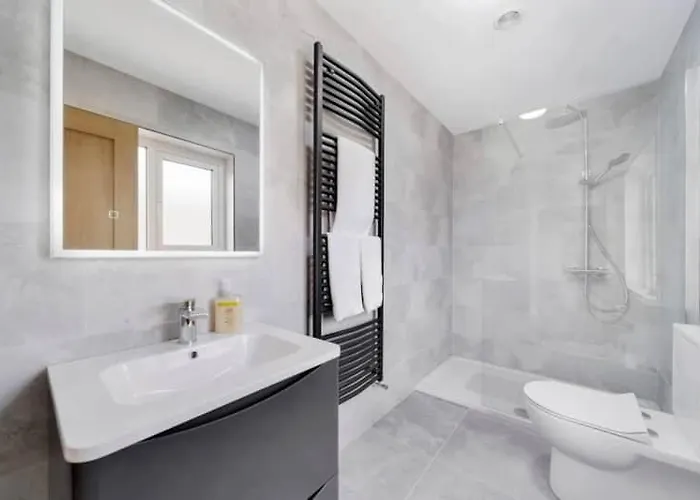 The View At Bayview *